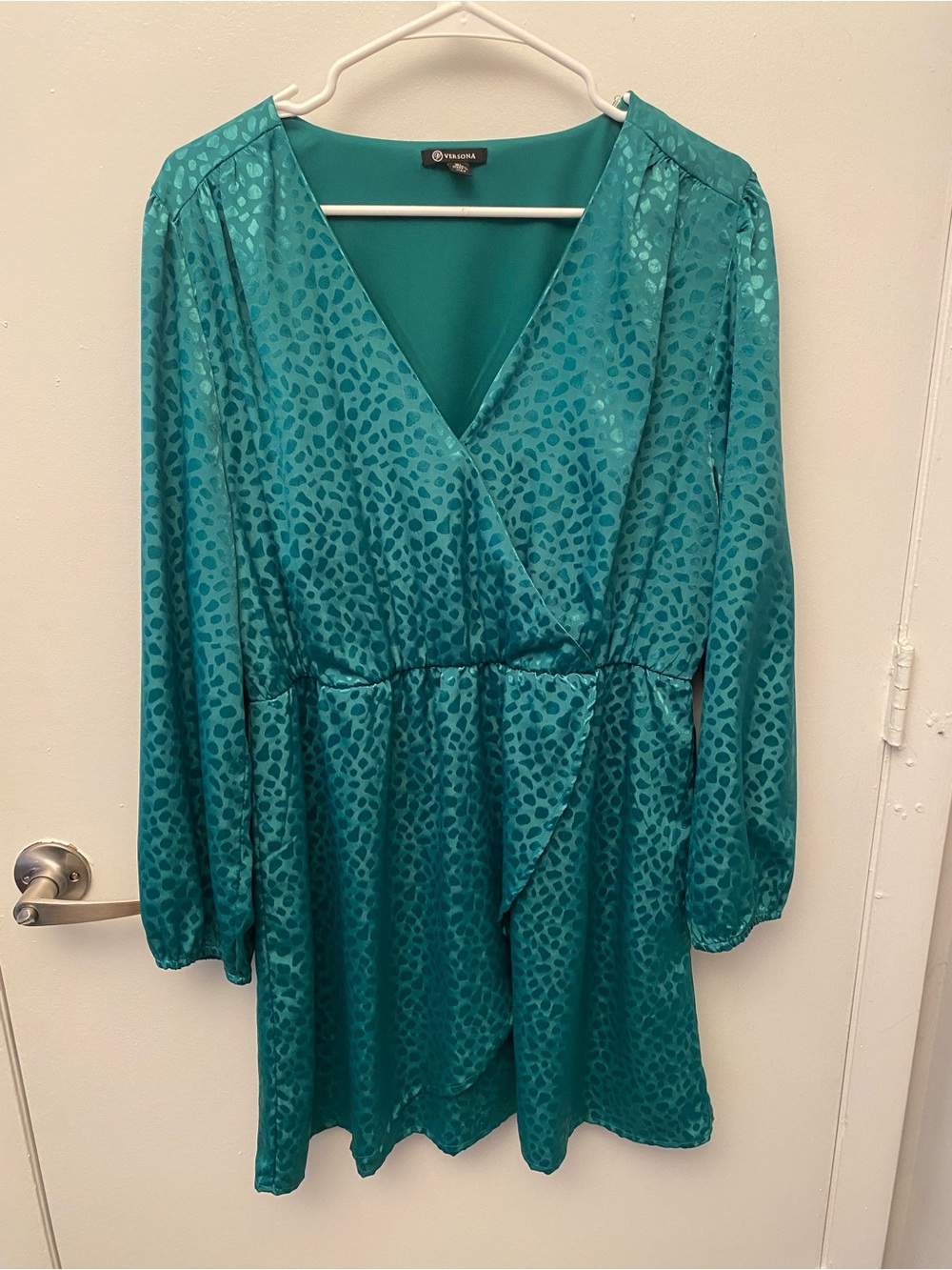 Versona Green Wrap-Front Long Sleeve Mini Dress